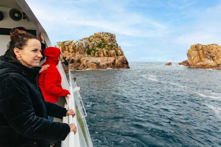 From Coles Bay: Wineglass Bay Cruise With Lunch - Activity Details