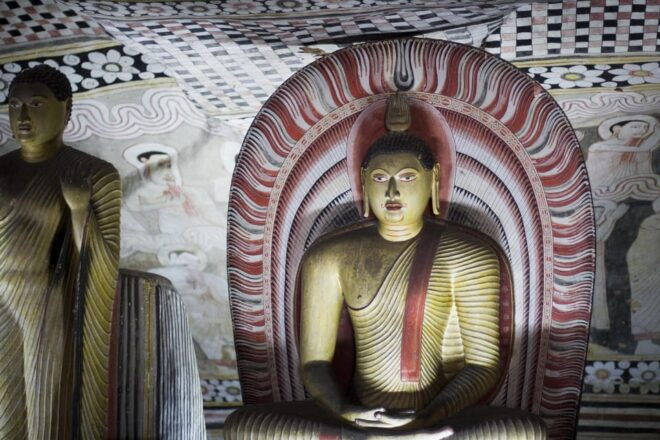 From Colombo: 4-Day Cultural Triangle and Hill Country Tour - Scenic Train Journey