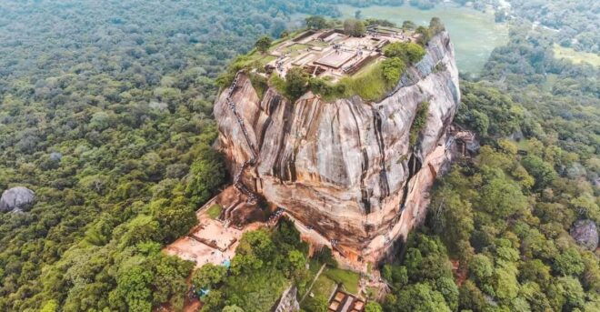 From Colombo: Overnight Tour to Kandy & Transfer to Sigiriya - Pinnawala Elephant Orphanage