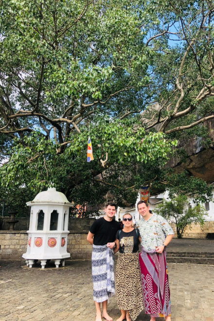 From Colombo to Sigiriya and Dambulla Private Full-Day Tour - Traditional Sri Lankan Lifestyle