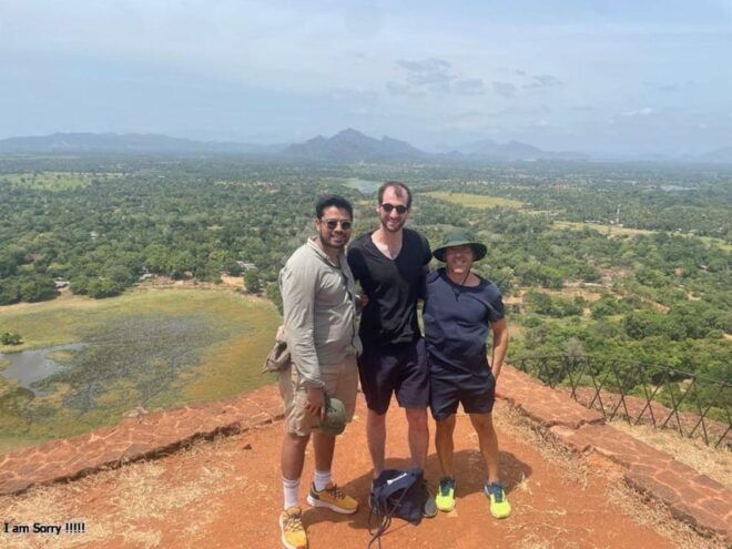 From Colombo:Overnight Tour to Sigiriya & Transfer to Trinco - Day 01 Highlights