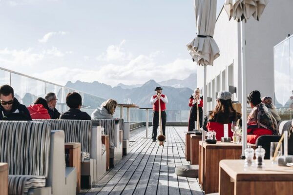 From Como, Alpine Wonders: Lunch at Diavolezza and Bernina - Scenic Journey on Bernina Red Train