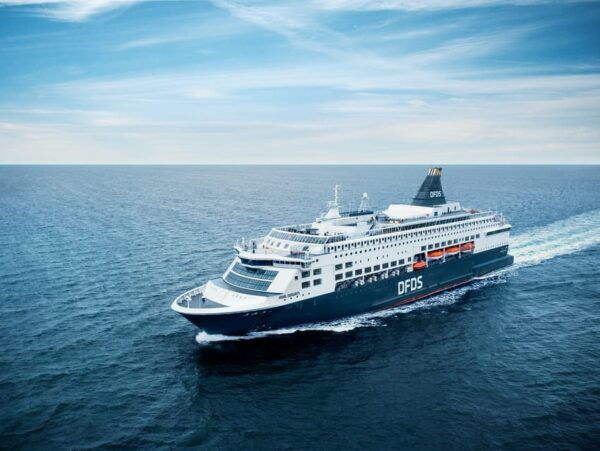 From Copenhagen: 2-Night Round Trip Cruise to Oslo - Evening Entertainment