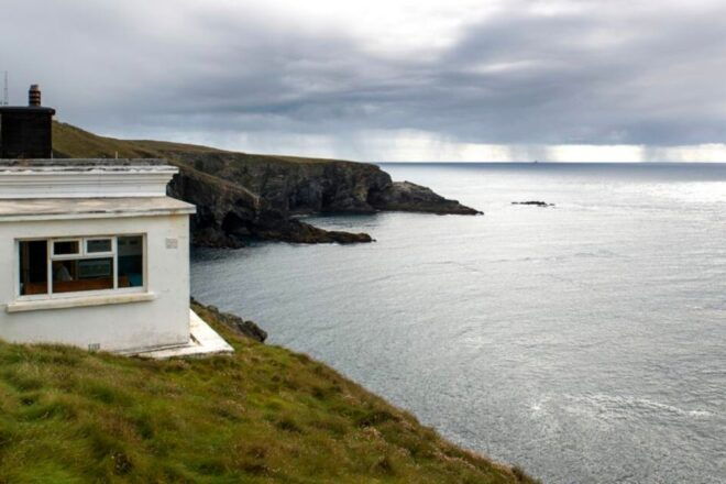 From Cork: Guided Full-Day West Cork to Mizen Head Tour - Discover the Vibrant Market Town of Bantry
