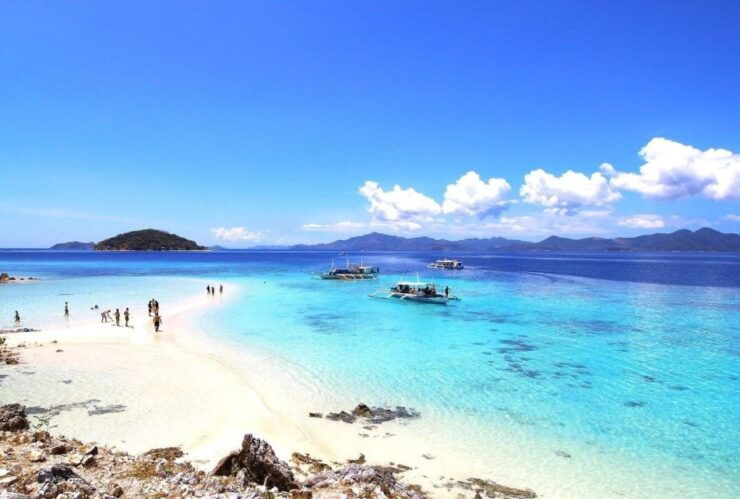 From Coron: Private Island-Hopping Cruise With Lunch - Experience Highlights