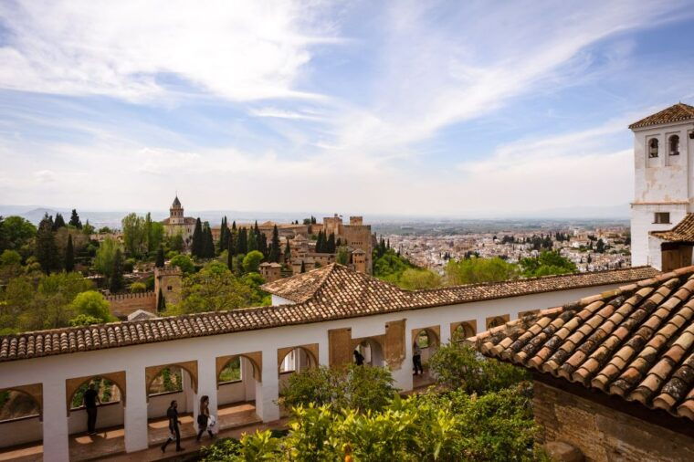 From Costa Del Sol: Granada, Alhambra & Generalife Tour - Granada on Your Own