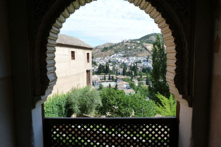 From Costa Del Sol or Malaga: Granada and Alhambra Tour - Highlights and Inclusions