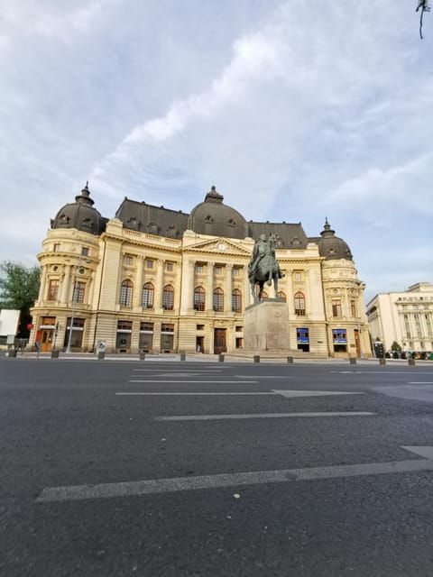 From Craiova: Bucharest Day Tour - The Journey Begins: From Craiova to Bucharest