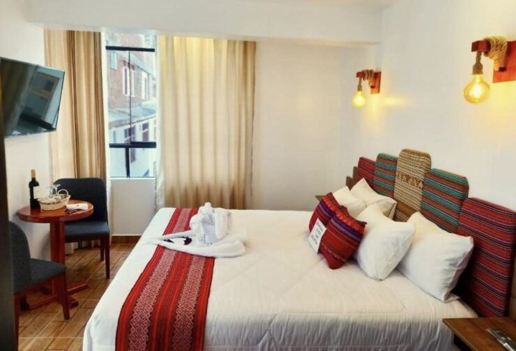 From Cusco: Humantay Lake and Short Inca Trail 3-Day Tour - Live Tour Guide and Availability