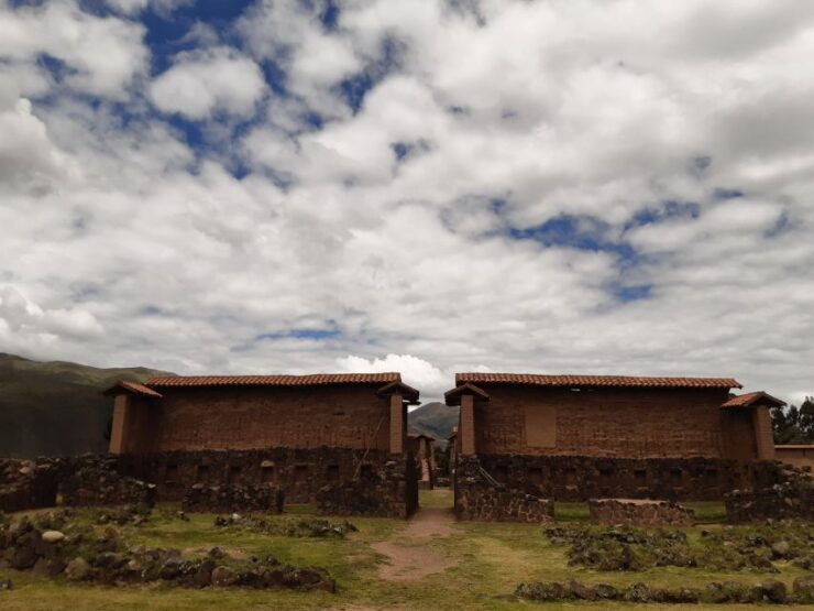 From Cusco: Lake Titicaca With a Visit to Uros and Taquile - Activity Details