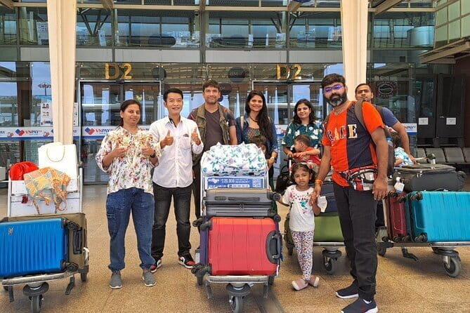 From Da Nang Airport to Hoi An Limousine Transfer Shuttle - The Sum Up