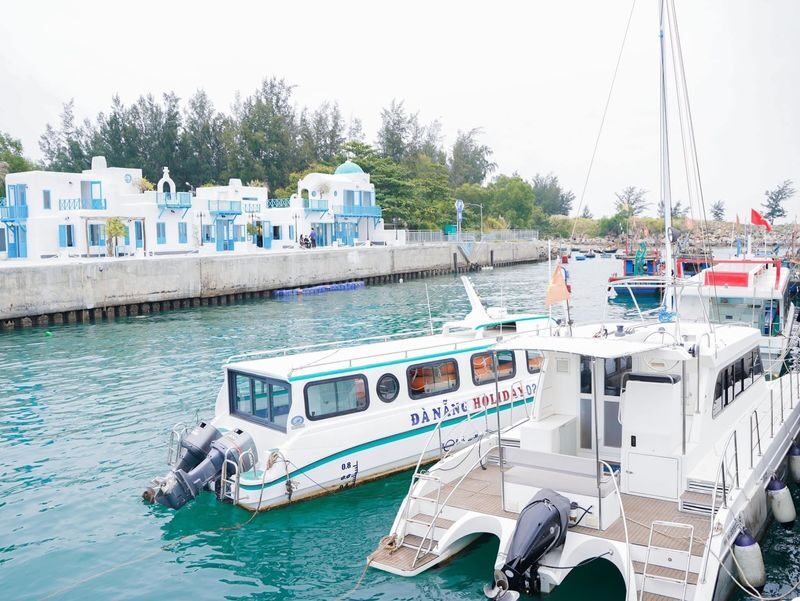 From Da Nang: Da Nangs No. Attraction with 3D Museum, Greek Santorini-style Son Tra Marina, Downtown Da Nang - Key points to know before you go