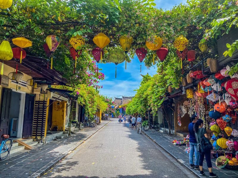 From Da Nang: Hoi An, Coconut Forest, and Lantern Release Private Day Tour - What makes this Hoi An day distinctive