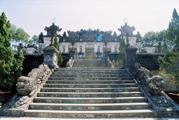 From Da Nang/ Hoi An: Explore Hue City Full Day - Booking Information and Tips