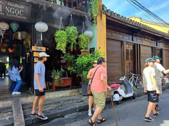 From Da Nang/ Hoi An: Linh Ung, Marble Mountain and Hoi An - Culinary Delights in Hoi An