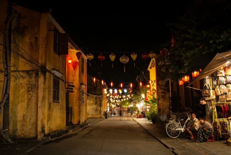 From Da Nang: Hoi An Private Tour with Coconut Boat, Ao Dai & Ancient Town - Who should book this Hoi An tour?