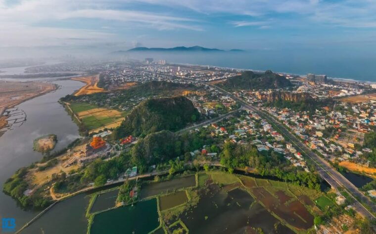 From Da Nang: Linh Ung Pagoda, Marble Mountains and Hoi An - Transportation and Accessibility