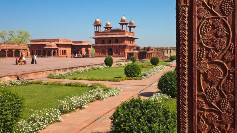 From Delhi: 2-Day Agra Tour W/ Fatehpur Sikri -All Inclusive - Logistics and Practical Aspects