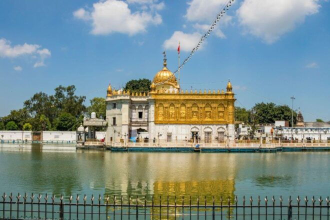 From Delhi: 2 Day Amritsar Golden Temple & Wagah Border Tour - Booking Information