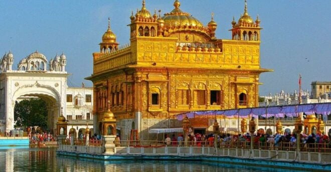 From Delhi: 2-Day Amritsar Golden Temple & Wagah Border Tour - Day 2: Amritsar to Delhi