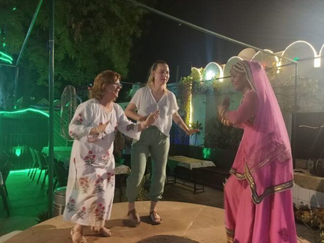 From Delhi: 2-Day Golden Triangle Tour to Agra and Jaipur - Review Summary