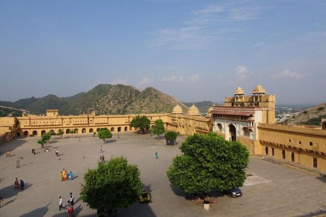 From Delhi: 2 Days Private Jaipur Sighseeing Tour - Itinerary Overview