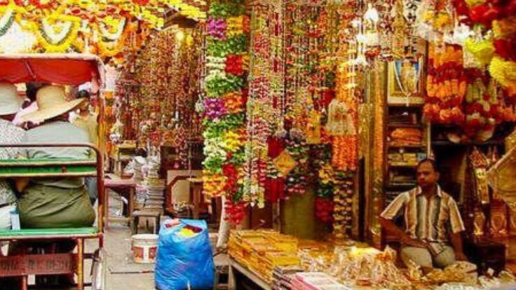 From Delhi: 3-Hour Old Delhi Tuk-Tuk Tour With Pick-Up - Languages and Transportation Options