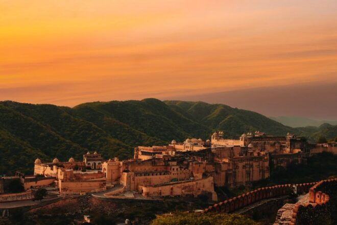 From Delhi: 4-Day Golden Triangle & Ranthambore Tiger Safari - Pickup Service