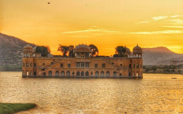 From Delhi: 5-Day Golden Triangle & Ranthambore Tiger Safari - Inclusions and Accommodations