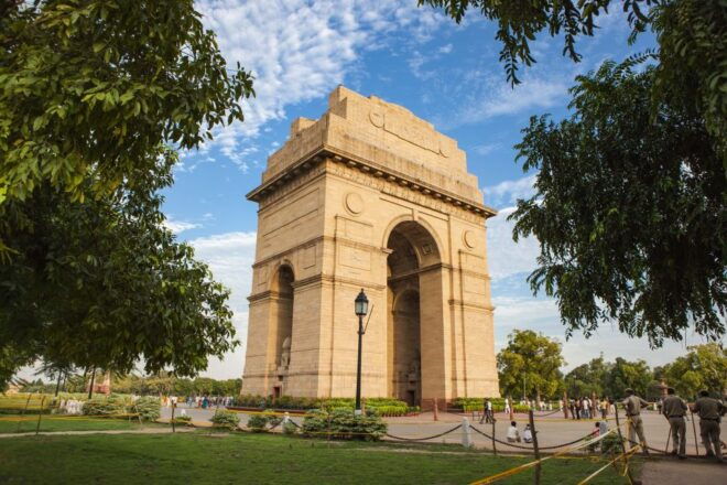 From Delhi: 5-Day Tiger Safari & Golden Triangle Tour - Exploring Agra: Day 2