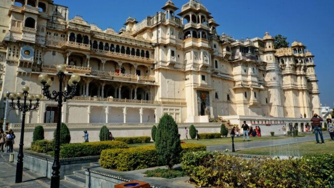 From Delhi: 6-Day Golden Triangle and Udaipur Private Tour - Day 1: New Delhi City Tour - Agra
