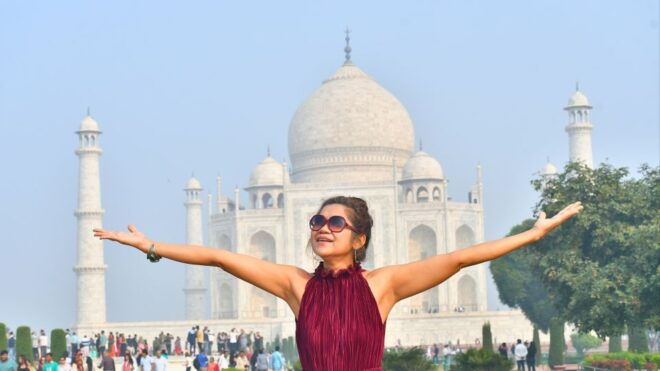 From Delhi: Agra City Overnight and Taj Mahal Tour by Car - Important Information