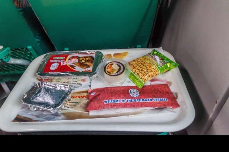 From Delhi/Agra: Confirmed Express Train Ticket Delhi - Agra - Who Should Consider This Experience?