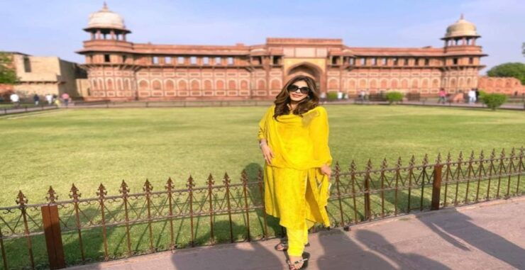 From Delhi: Agra Overnight Tour With Fatehpur Sikri - Itinerary