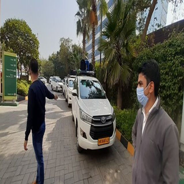 From Delhi Airport: 1-Way Private Transfer to New Delhi - Booking Details