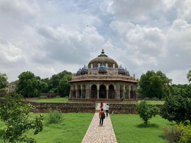 From Delhi Airport: Layover Guided Old & New Delhi Tour - Reviews