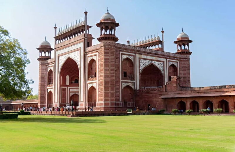 From Delhi Airport: Private Tajmahal Layover Day Trip by Car - The Value of the Experience