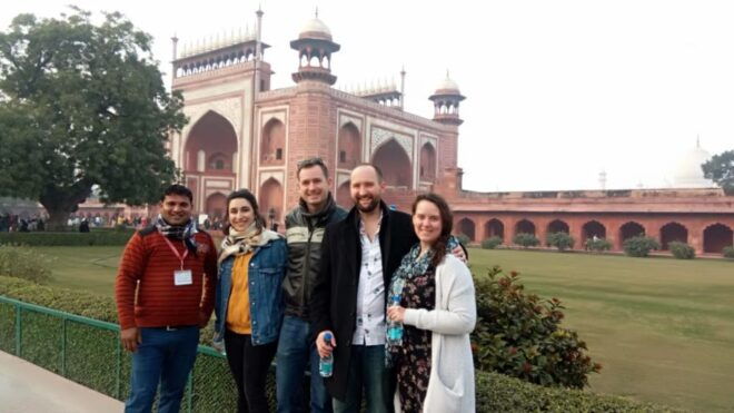 From Delhi: All Inclusive Same Day Agra Tour by Car - Important Information