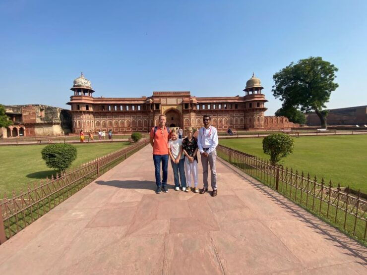 From Delhi All Inclusive Taj Mahal by Superfast Luxury Train - Highlights