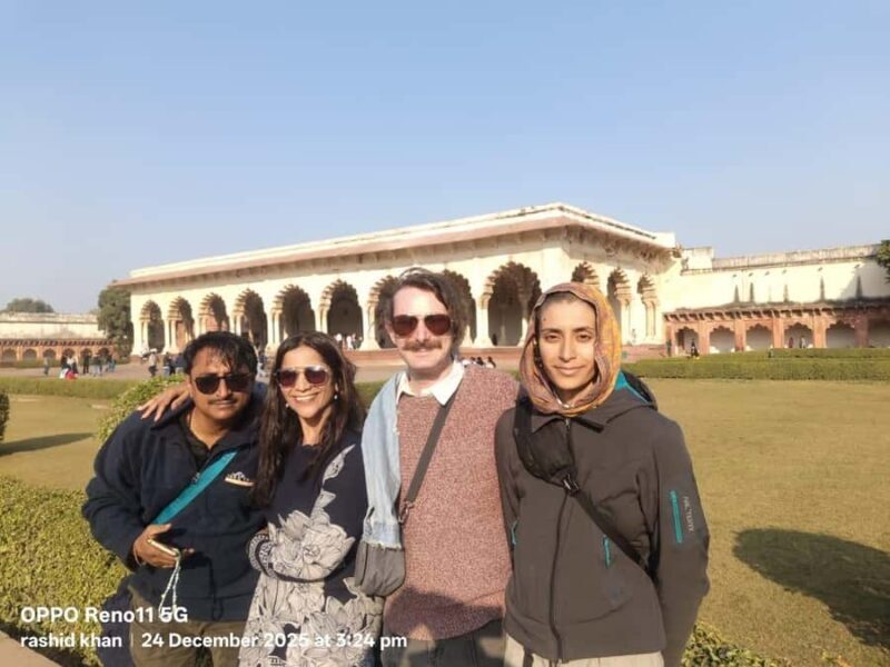 From Delhi: All Inclusive- Taj Mahal Tour by Express Train - Discovering Agra Fort: Mughal Majesty