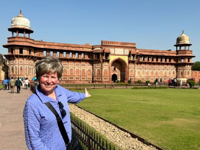 From Delhi: All-Inclusive Taj Mahal Tour by Gatimaan Express - Customer Reviews