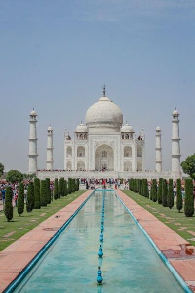 From Delhi: Guided Day Trip to Taj Mahal and Agra Fort - Group Size Limit
