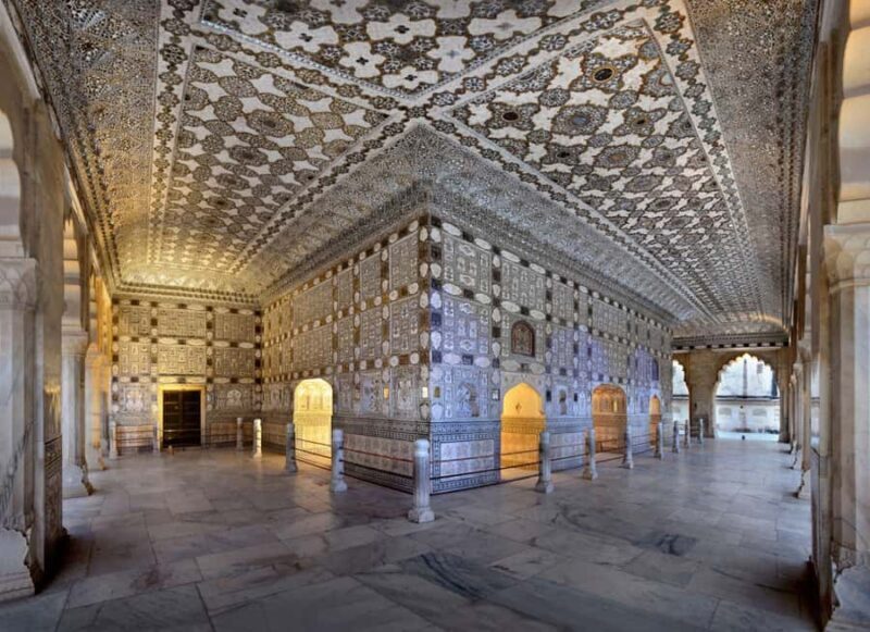 From Delhi: Jaipur Guided City Tour By AC Car - Exploring Jaipur’s Royal Heritage