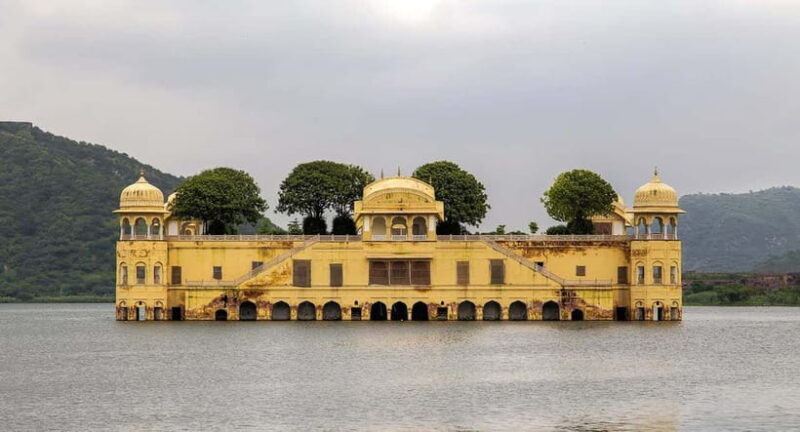 From Delhi: Jaipur Private Tour with Guide & Hotel Pickup - FAQs