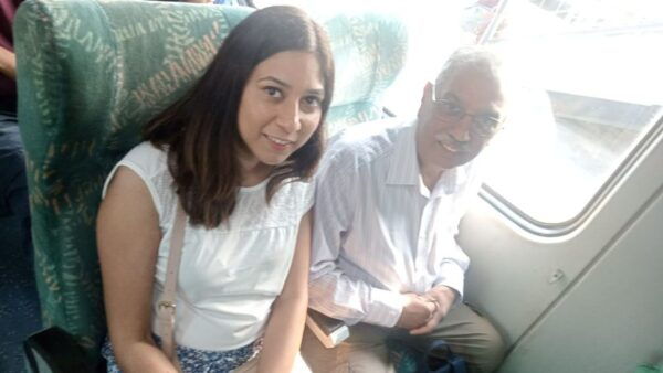 From Delhi: Luxury Taj Mahal Tour By India's Fastest Train - Private Day Trip