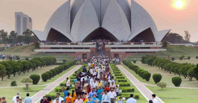 From Delhi: Old & New Delhi Private Sightseeing Tour - Reserve Now & Pay Later