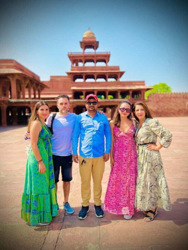 From Delhi-Overnight Agra/Taj Mahal Tour with Fatehpur Sikri - FAQ