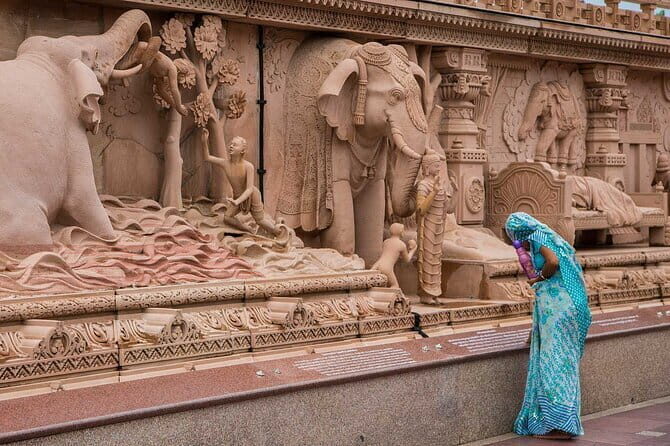 From Delhi: Overnight Taj Mahal & Agra City Tour by Car - Pricing and Value