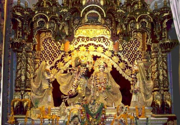 From Delhi: Private 1-day Mathura and Vrindavan Tour by Car - Experience Highlights