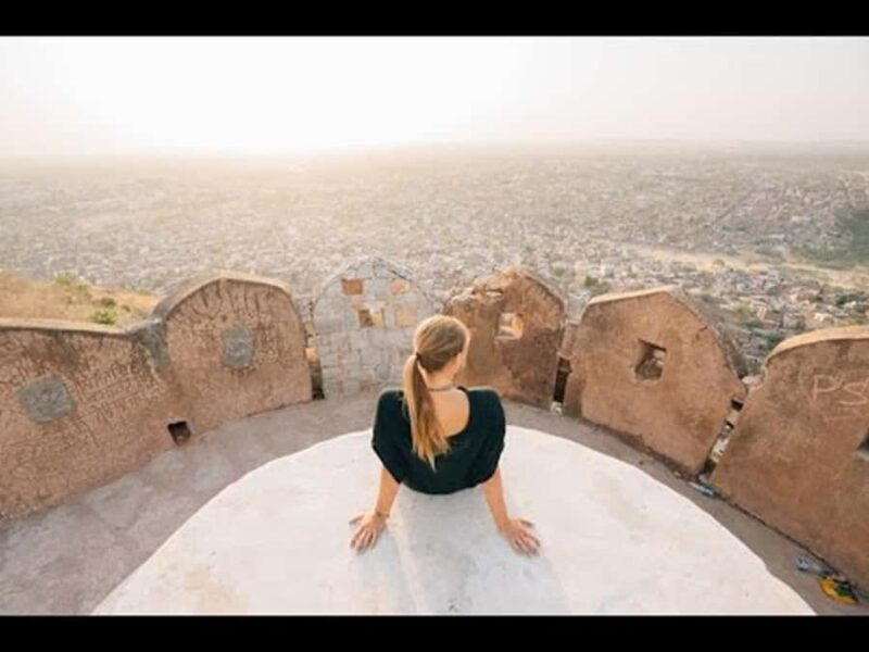 From Delhi: Private 2-Day Jaipur Insight Historical Tour - The Architectural Marvel: Hawa Mahal